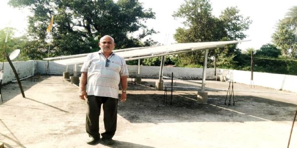 बलरामपुर : प्रधानमंत्री सूर्य घर योजना से दोहरा लाभ, सस्ती बिजली के साथ पर्यावरण संरक्षण में मिल रही मदद