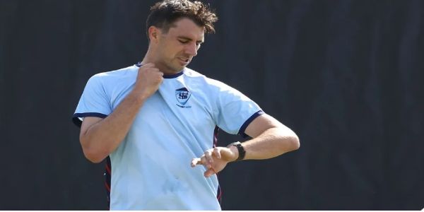 गाबा टेस्ट में वापसी की राह पर, लेकिन पूरी एशेज सीरीज खेलना मुश्किल : पैट कमिंस