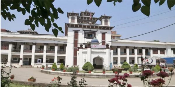 विदेशों में रहे नेपाली नागरिकों को मतदान का अधिकार देने के लिए निर्वाचन आयोग की सिफारिश