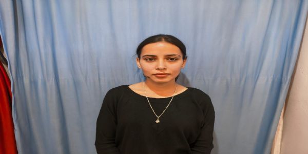 एम्स दिल्ली में नर्सिंग ऑफिसर बनी अंशिका ठाकुर