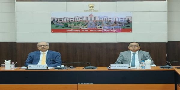 बलौदाबाजार : न्यायालय भवन पक्षकारों, अधिवक्ताओं, न्यायिक अधिकारियों व कर्मचारियों के लिए उपयोगी होंगे : हाईकोर्ट मुख्‍य न्‍यायाधीश