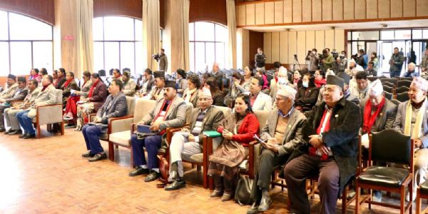 नेपाल संसद की पुनर्स्थापना को लेकर एमाले ने शुरू किया सांसदों का हस्ताक्षर अभियान