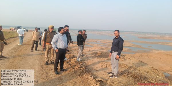 मौरंग खदान में छापेमारी में टीम ने पकड़ा अवैध खनन का मामला