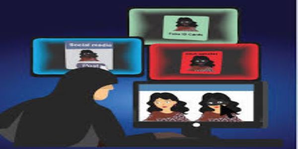 सोशल मीडिया पर महिला की फर्जी आईडी बनाकर सुरक्षा गार्ड उसपर डाल रहा है गंदी-गंदी तस्वीरें