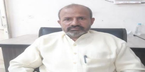 यूपी में गन्ना किसानों का दो हजार करोड़ रूपया बकाया : कर्मवीर सिंह