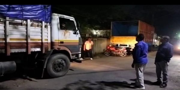 उत्पाद विभाग की बड़ी कार्रवाई, 60 लाख की विदेशी शराब जब्त