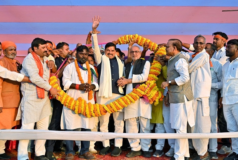 मप्र के मुख्यमंत्री ने बिहार में चुनावी सभा को किया संबोधित