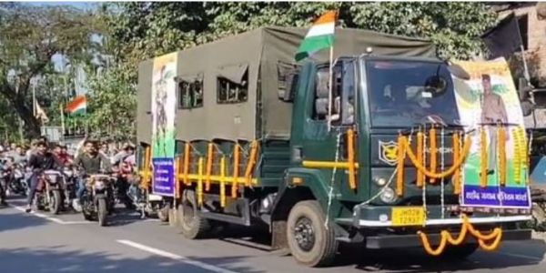 सड़क दुर्घटना में मृत बीएसएफ जवान को नम आंखों से दी गई विदाई