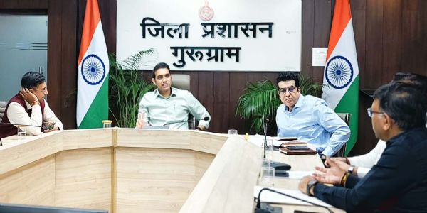 गुरुग्राम: वायु प्रदूषण पर हर विभाग निभाए अपनी जिम्मेदारी: अजय कुमार