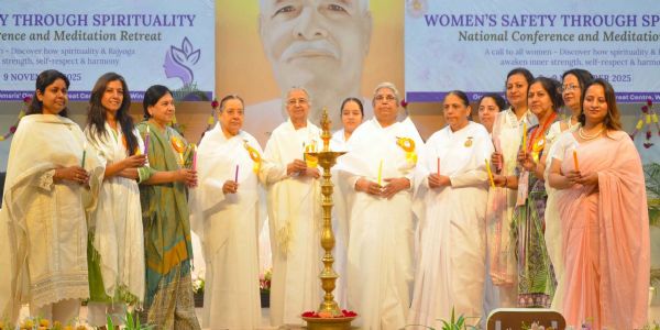 गुरुग्राम: महिलाओं में आत्म सम्मान का भाव जरूरी: डॉ. आर. एच. लता