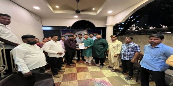 ठाणे मनपा चुनाव हेतू ठाणे एनसीपी एसपी कार्यालय में 73 अर्जी