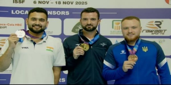 चार रोमांचक शूट-ऑफ के बाद अनिश भंवाला ने जीता वर्ल्ड चैंपियनशिप का रजत पदक