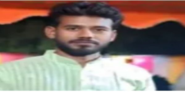 बलिया में कुल्हाड़ी से काटकर युवक की हत्या, 3 आराेपिताें की तलाश में जुटी पुलिस