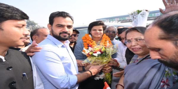 रोहतक में शेफाली वर्मा का भव्य स्वागत: बोलीं- मेहनत से सफलता जरूर मिलेगी