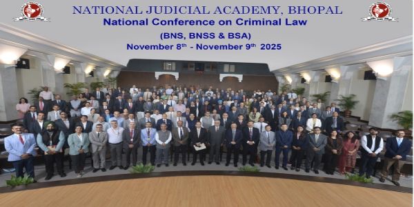 भोपाल में तीन नए आपराधिक कानूनों पर राष्ट्रीय सम्मेलन में विशेषज्ञों ने तकनीक आधारित और तेज न्याय प्रणाली पर रखे सुझाव भोपाल में तीन नए आपराधिक कानूनों पर राष्ट्रीय सम्मेलन में विशेषज्ञों ने तकनीक आधारित और तेज न्याय प्रणाली पर रखे सुझाव