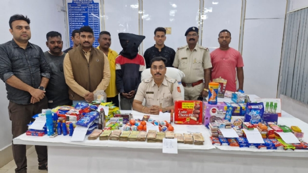 खड़गपुर थाना की त्वरित कार्रवाई चोर और सामग्री के साथ