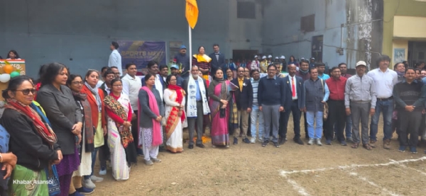 प्रतियोगिता का आगाज करते अतिथि प्रतियोगिता का आगाज करते अतिथि