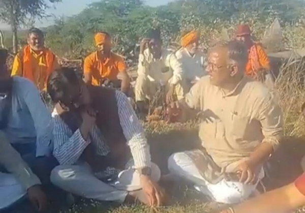 गौरक्षा प्रमुख गौकशी स्थल पर गौरक्षा प्रमुख गौकशी स्थल पर