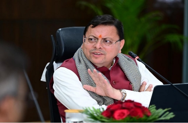 सचिवालय में आयोजित जड़ी-बूटी सलाहकार समिति की बैठक में मुख्यमंत्री पुष्कर सिंह धामी।