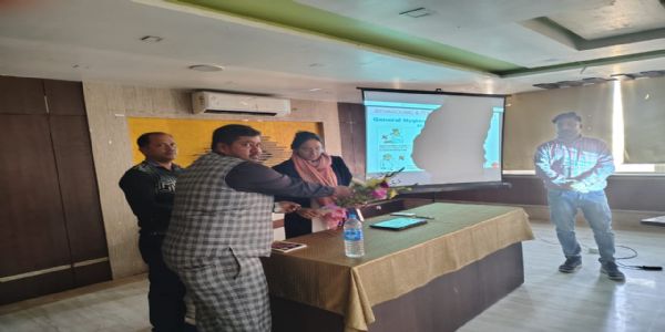 खाद्य उत्पादनकर्ताओं को दिया गया प्रशिक्षण