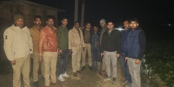 पुलिस मुठभेड़ में गोली लगने से ट्रांसफार्मर गिरोह का सदस्य घायल