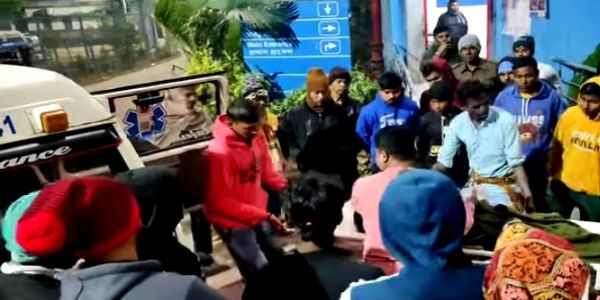 बेलदा में टोटो और लाॅरी की भिड़ंत, तीन घायल गंभीर युवक को मेदिनीपुर रेफर