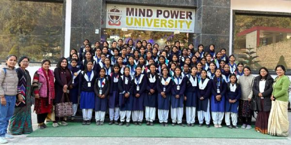 विभिन्न ट्रेडों और करियर अवसरों की मिली जानकारी