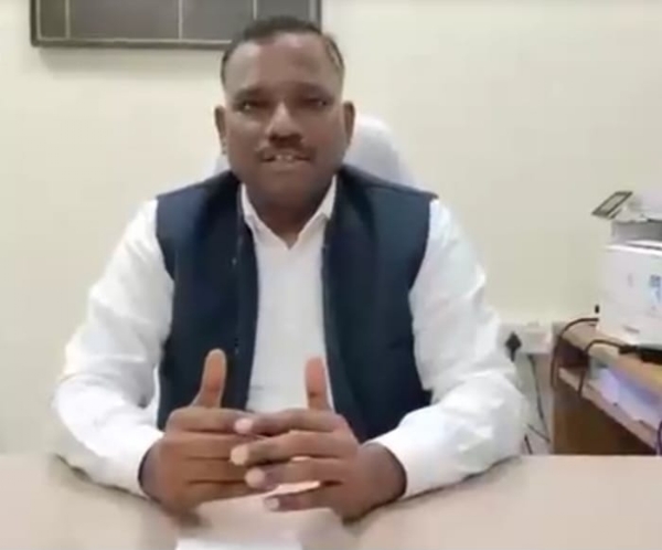 हिंडन एयरपोर्ट पर 8 दिनों में इंडिगो की 36 उड़ने हुई रद्द,  हेल्पलाइन नंबर जारी