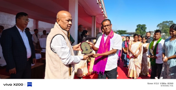 बीटीसी प्रमुख ने शहीद दिवस पर असम आंदोलन के शहीदों को दी श्रद्धांजलि। बीटीसी प्रमुख ने शहीद दिवस पर असम आंदोलन के शहीदों को दी श्रद्धांजलि।