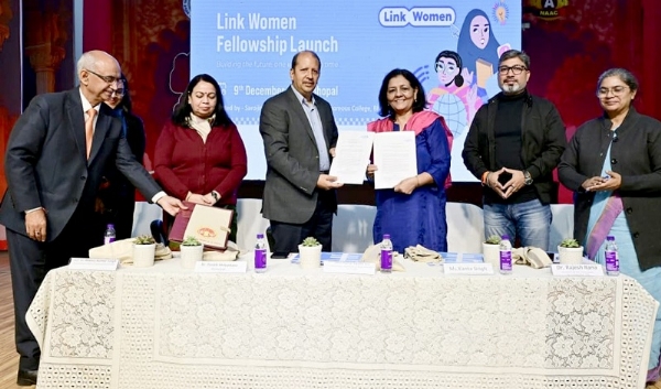 मप्र उच्च शिक्षा विभाग और यूएन एंटिटी फ़ॉर जेंडर इक्वालिटी एंड द एम्पावरमेंट ऑफ़ वुमेन के बीच हुआ महत्वपूर्ण एमओयू मप्र उच्च शिक्षा विभाग और यूएन एंटिटी फ़ॉर जेंडर इक्वालिटी एंड द एम्पावरमेंट ऑफ़ वुमेन के बीच हुआ महत्वपूर्ण एमओयू