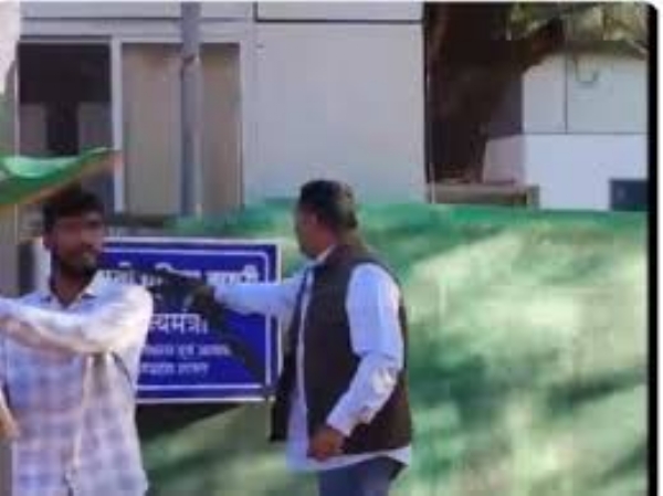 भोपाल में युवा कांग्रेस का प्रदर्शन भोपाल में युवा कांग्रेस का प्रदर्शन