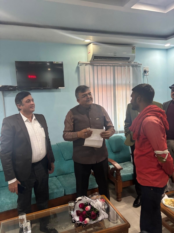 महाप्रबंधक उत्तर पश्चिम रेलवे ने किया अजमेर मंडल दौरा