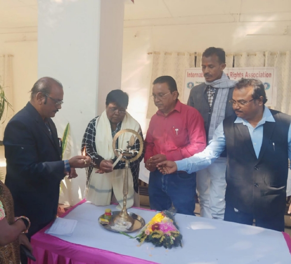 मानवाधिकार की सार्वभौमिक घोषणा की 75वीं वर्षगांठ पर कार्यक्रम आयोजित मानवाधिकार की सार्वभौमिक घोषणा की 75वीं वर्षगांठ पर कार्यक्रम आयोजित