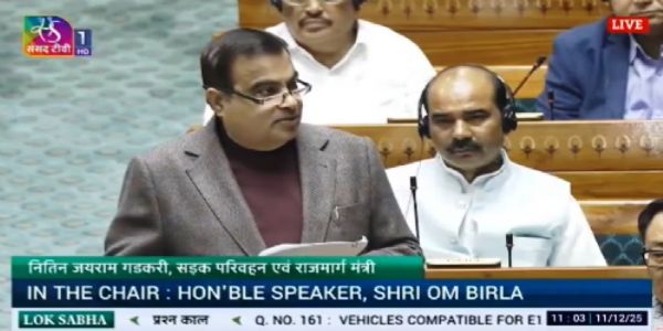 केंद्रीय सड़क परिवहन एवं राजमार्ग मंत्री नितिन गडकरी गुरुवार को लोकसभा में केंद्रीय सड़क परिवहन एवं राजमार्ग मंत्री नितिन गडकरी गुरुवार को लोकसभा में