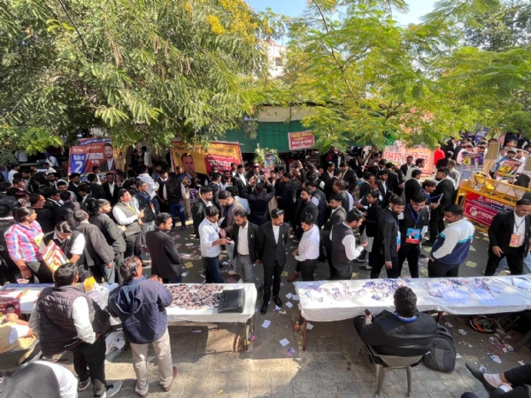 हाईकोर्ट सहित होटल को बम से उड़ाने की धमकी