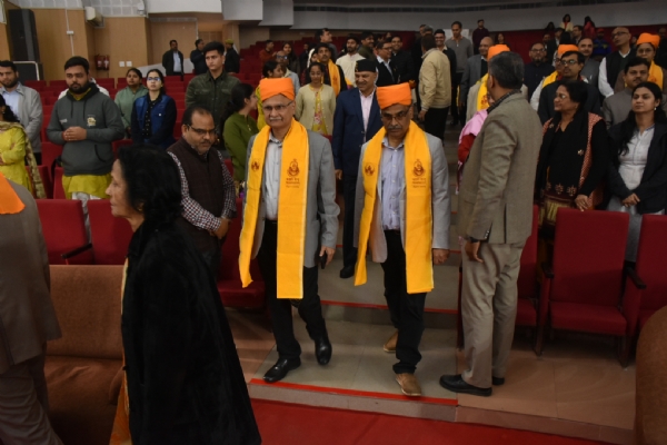 बीएचयू के दीक्षांत समारोह का पूर्वाभ्यास