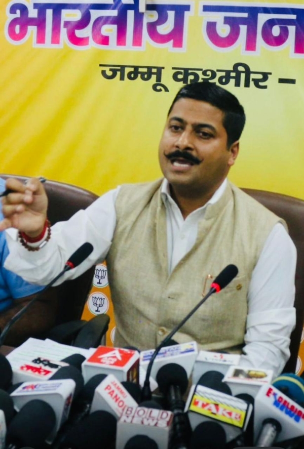 दीपावली को यूनेस्को का सम्मान मोदी की सांस्कृतिक प्रतिभा का उत्कृष्ट उदाहरण दीपावली को यूनेस्को का सम्मान मोदी की सांस्कृतिक प्रतिभा का उत्कृष्ट उदाहरण