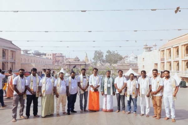 काशी विश्वनाथ धाम में महर्षि अगस्त्य वाहन दल काशी विश्वनाथ धाम में महर्षि अगस्त्य वाहन दल