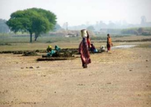 झिंगुरा सैन्य हवाई पट्टी। झिंगुरा सैन्य हवाई पट्टी।