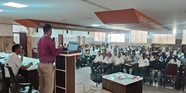 ठाणे में साथी पोर्टल से पेस्टिसाइड संचालन व खाद उपयोग पर अभ्यास कार्यक्रम