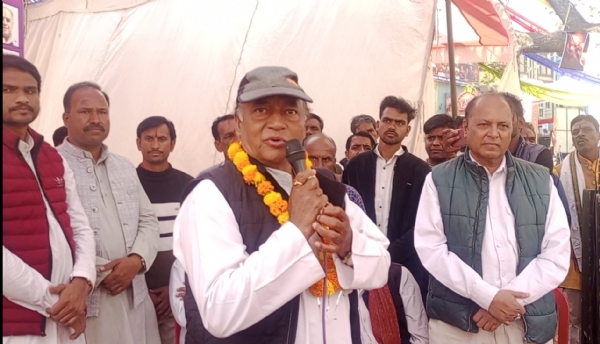 अशोकनगर: अब न कोई महाराजा न राजा, लोकतंत्र में जनता हो जागरूक: लक्ष्मण सिंह अशोकनगर: अब न कोई महाराजा न राजा, लोकतंत्र में जनता हो जागरूक: लक्ष्मण सिंह