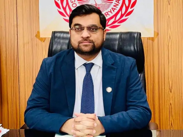 फरीदाबाद डीसी आयुष सिन्हा फरीदाबाद डीसी आयुष सिन्हा