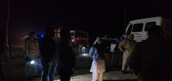 निरीक्षण करते डीएम एसपी निरीक्षण करते डीएम एसपी