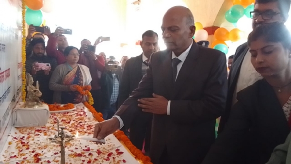 लोक अडॉटक शुभारम्भ करते न्याय मूर्ति लोक अडॉटक शुभारम्भ करते न्याय मूर्ति