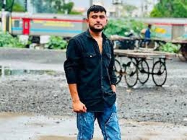 भोपाल में शादी से लौट रहे युवक पर जानलेवा हमला भोपाल में शादी से लौट रहे युवक पर जानलेवा हमला