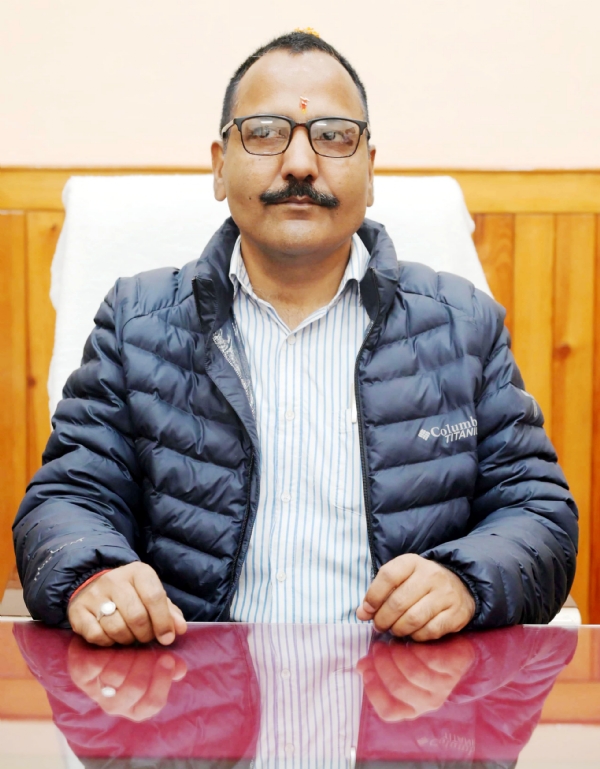 जिलाधिकारी ललित मोहन रयाल। जिलाधिकारी ललित मोहन रयाल।