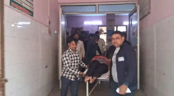 लोहिया अस्पताल में भर्ती