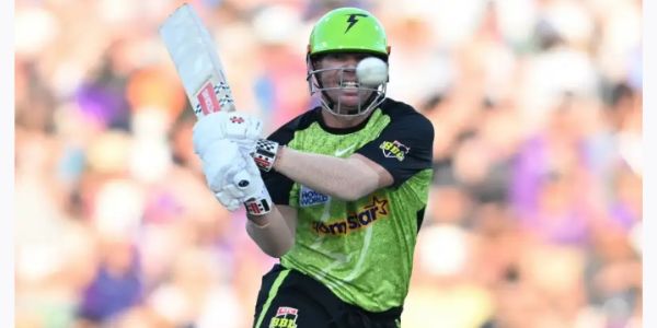 सिडनी थंडर के कप्तान डेविड वॉर्नर सिडनी थंडर के कप्तान डेविड वॉर्नर