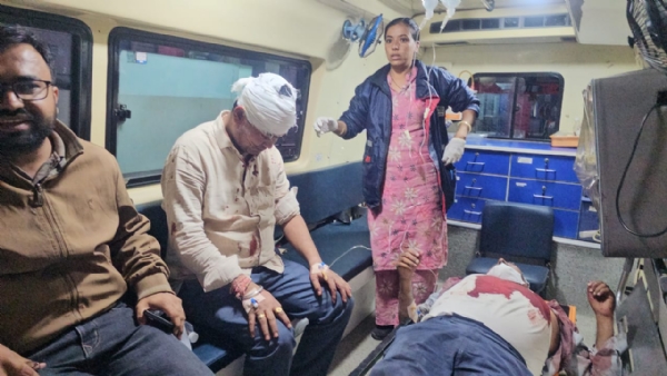 अंबाजी के पास आदिवासी गांवों में हिंसक झड़प, अंबाजी के पास आदिवासी गांवों में हिंसक झड़प,