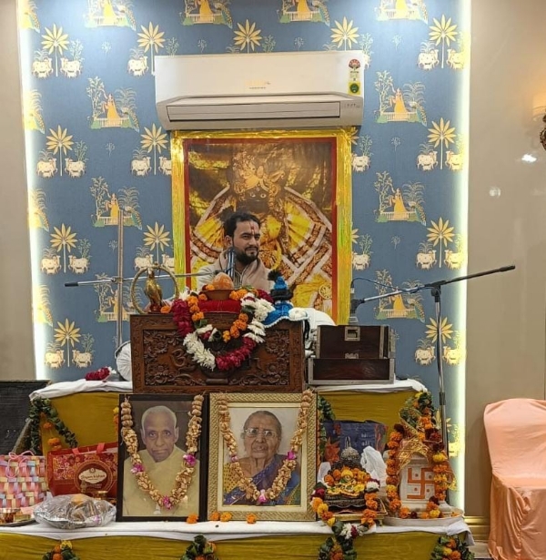 रामगंगा विहार स्थित सांई गार्डन में शनिवार को श्रीमद् भागवत सप्ताह भक्ति ज्ञान यज्ञ महोत्सव कथा सुनाते आचार्य व्योम त्रिपाठी। रामगंगा विहार स्थित सांई गार्डन में शनिवार को श्रीमद् भागवत सप्ताह भक्ति ज्ञान यज्ञ महोत्सव कथा सुनाते आचार्य व्योम त्रिपाठी।